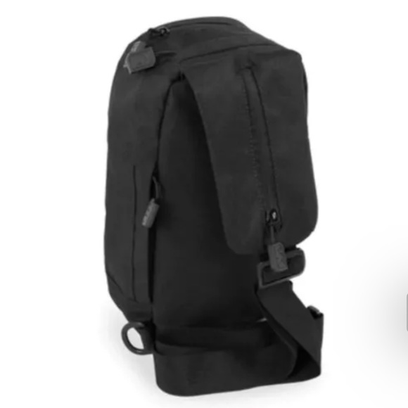 Highland Tactical Crossbody Bag - Picture 13 of 15